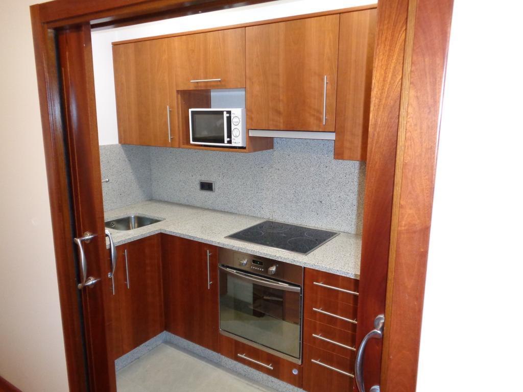 Apartamentos Turisticos Javier Lugo Esterno foto